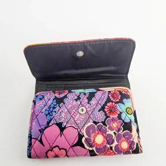 Vera Bradley Euro Floral Fiesta Tri-Fold Wallet Cardholder - Picture 3 of 4